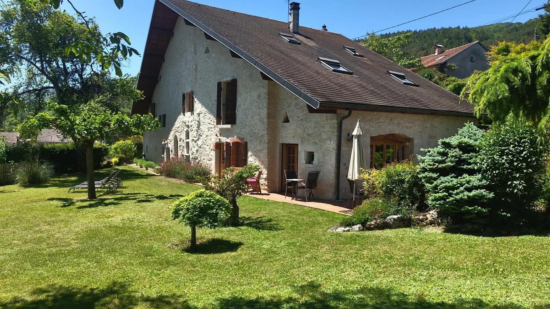 Villanath Bellegarde-sur-Valserine Bed & Breakfast